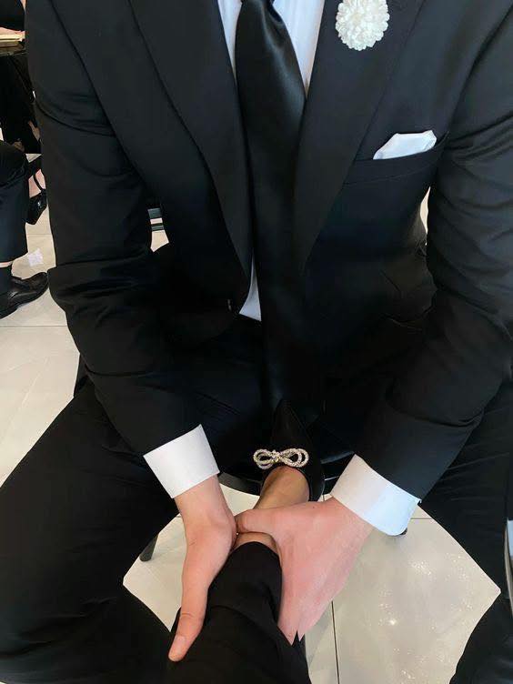 Hắc Hồng Cũng Là Hồng