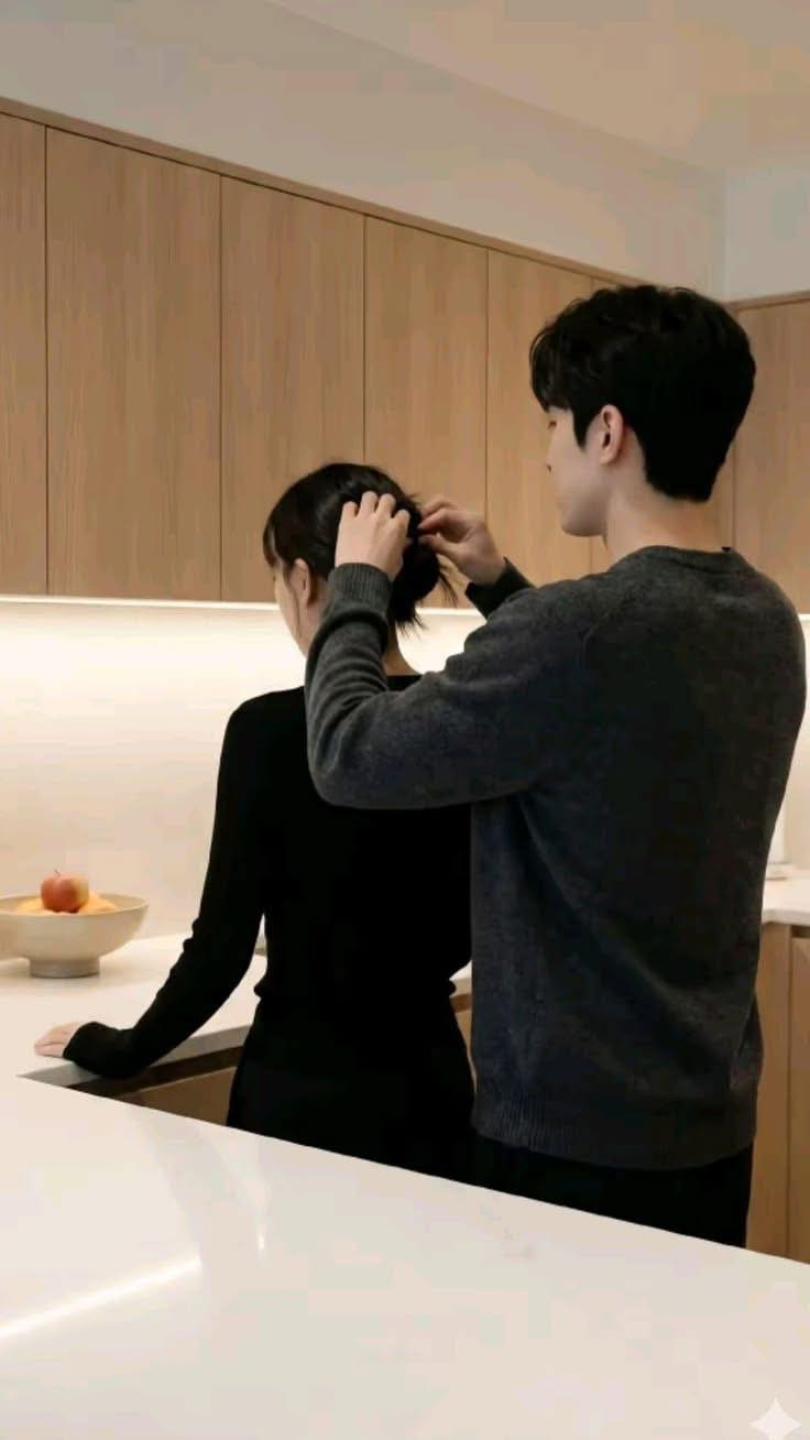 NHÂN CHỨNG TÌNH YÊU BÍ MẬT